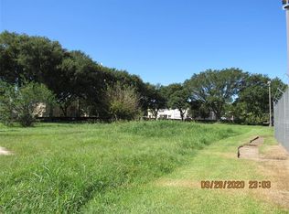 3735 Red Bluff Rd, Pasadena, TX 77503