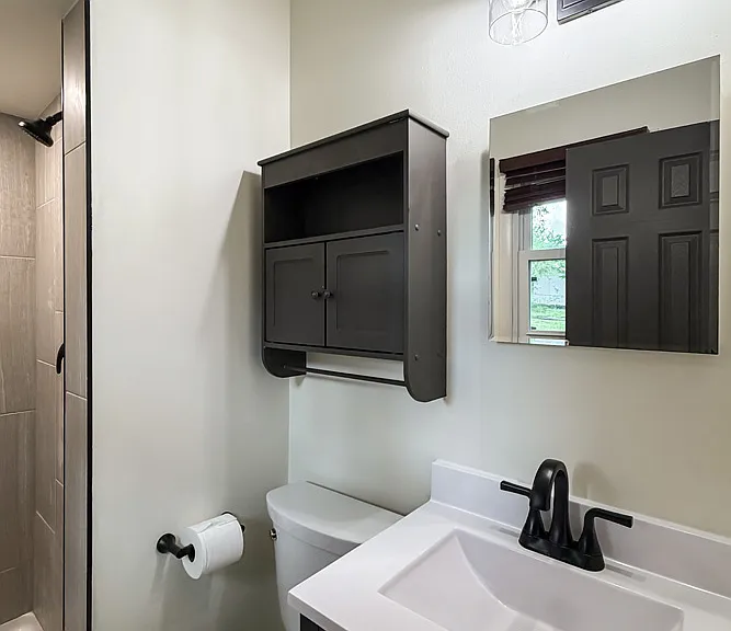 3/4 Bath Area in Primary Bedroom