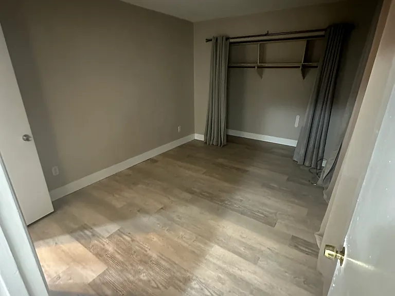 7379 Sandalwood Dr — Photo 7