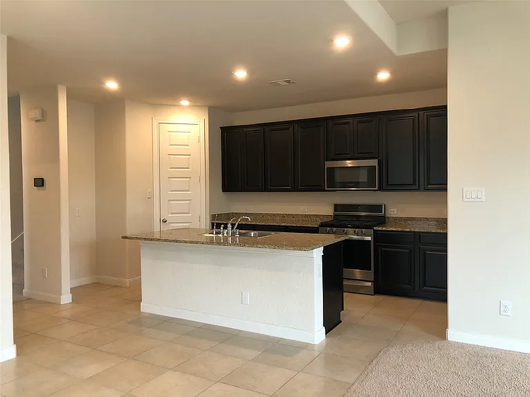 12034 Dunsmore Glen Xing — Photo 10