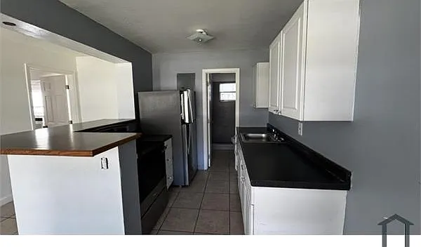 1 bed, 700 sqft, $1,750 — Photo 3