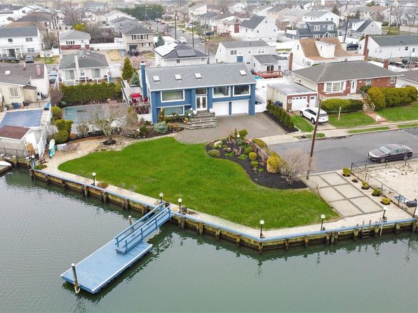 3434 Elliott Boulevard, Oceanside, NY 11572