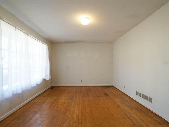 5th image of 3916 Ingram Dr