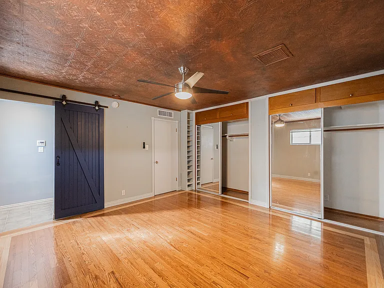 3137 N 4th Ave — Photo 16