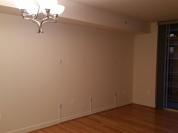 2nd image of 1000 N Randolph St APT 707