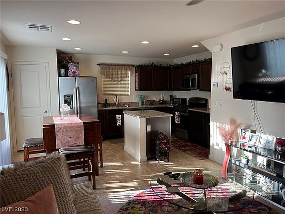 4th image of 1887 Via Corona Ct