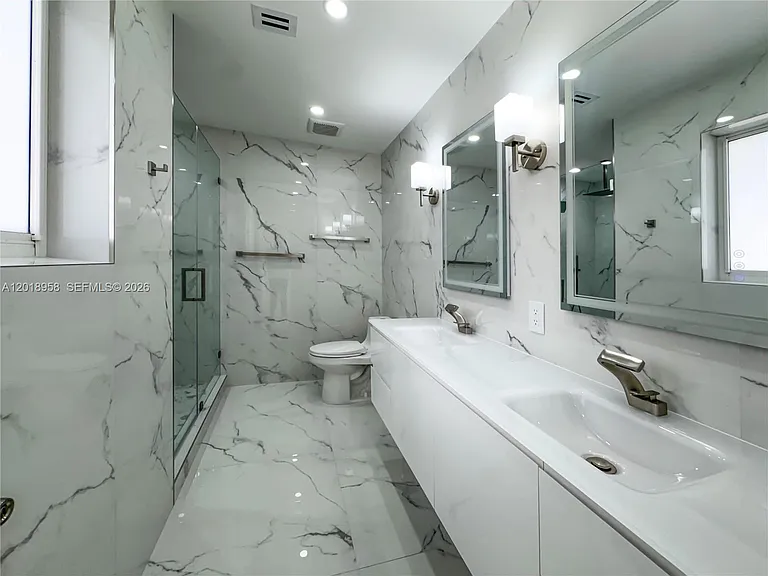 15428 SW 50th Ter — Photo 13