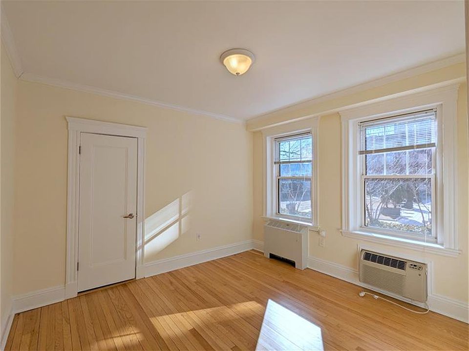 1st image of 22 Chauncy St APT 14