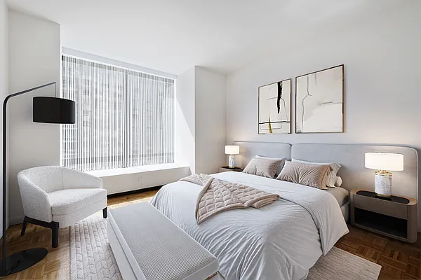 Rented by MNS | media 6