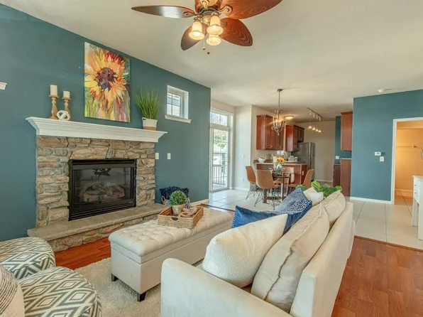 886 Stonehaven Dr, Sun Prairie, WI 53590