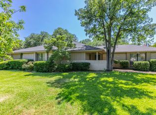 1604 Oak Hollow Dr, Woodway, TX 76712