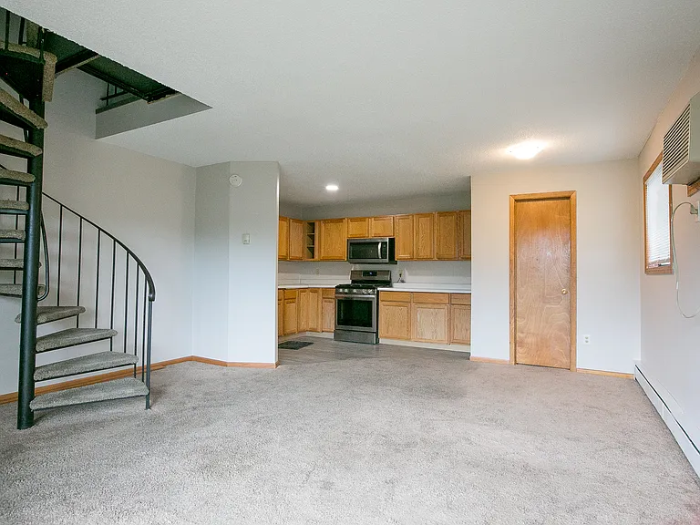 7300 72nd Ln N — Photo 5