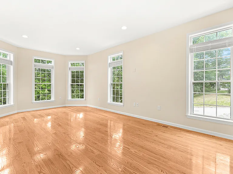18 Grant Rd — Photo 16