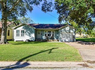 943 Milam St, Liberty, TX 77575