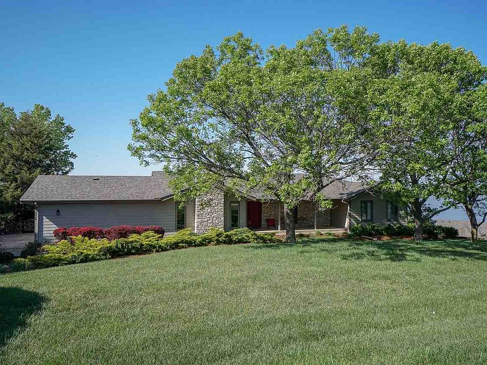 1st image of 3620 Cottonwood Cir