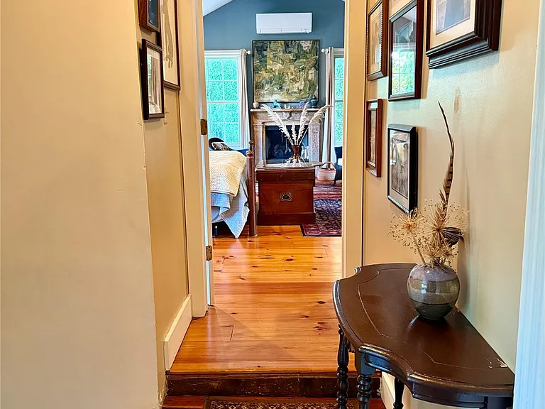 718 River Rd — Photo 15