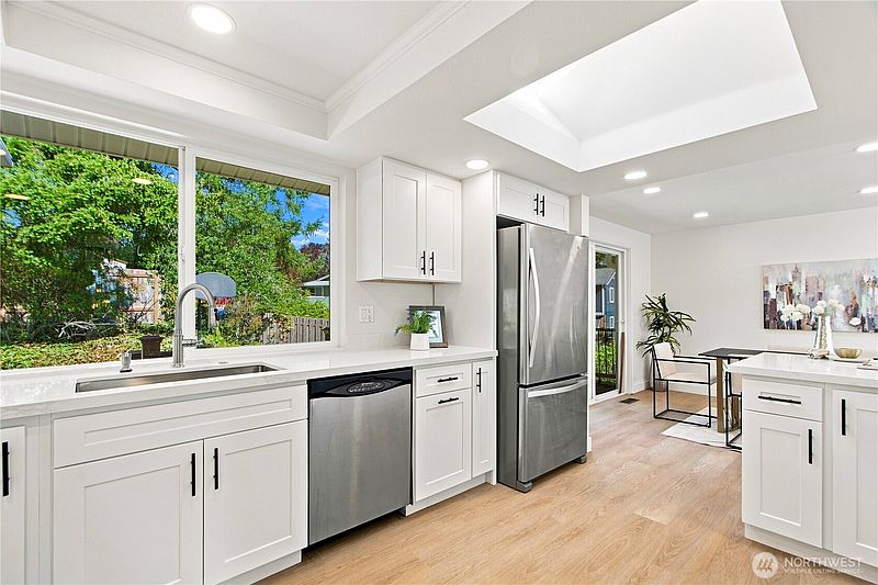 3rd image of 17219 NE 16th Place