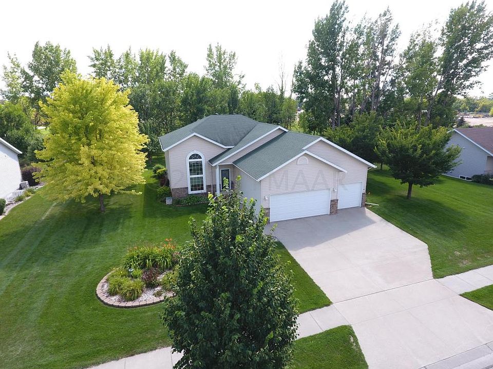 1st image of 989 18th Avenue Cir N