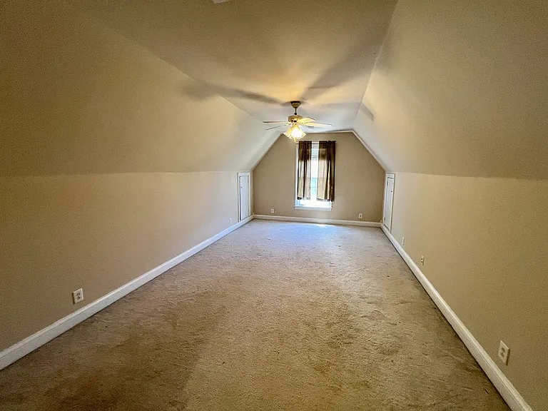 2201 Keegan Dr — Photo 29