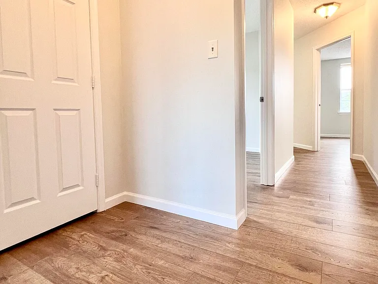 35 Woodpecker Way — Photo 23