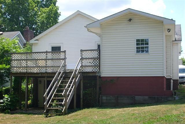 Back deck overlooking yard
