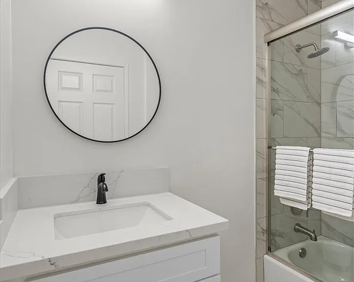 3825 Cimarron St — Photo 15