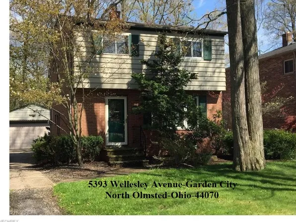 5393 Wellesley Ave, North Olmsted, OH 44070