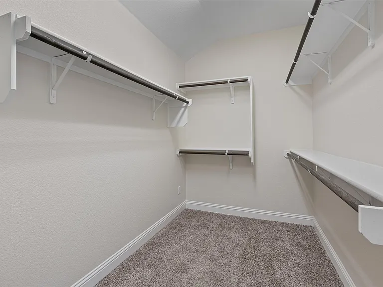 3021 Angelina Ct — Photo 23