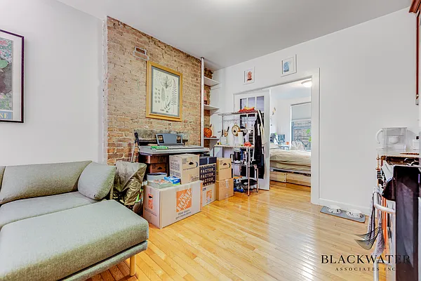 Rented by Blackwater Associates Inc. | media 3