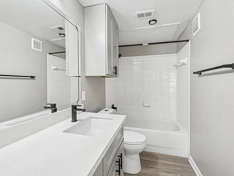 Clear Creek Meadows Apartments — Photo 25