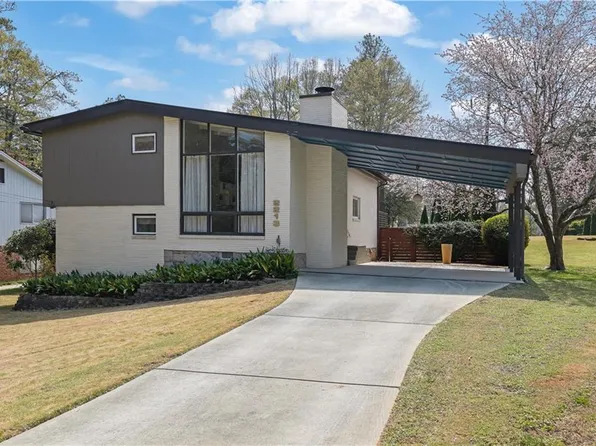 2213 Leafmore Dr, Decatur, GA 30033