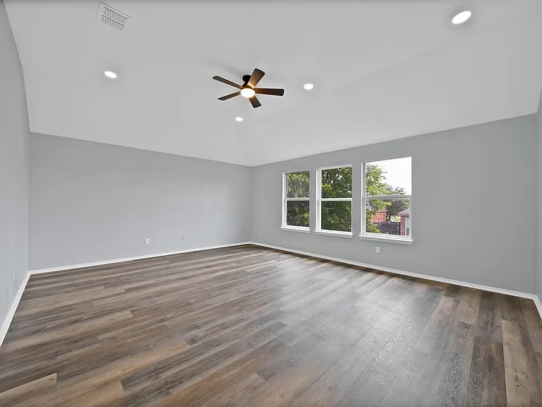 137 Heritage Dr — Photo 24
