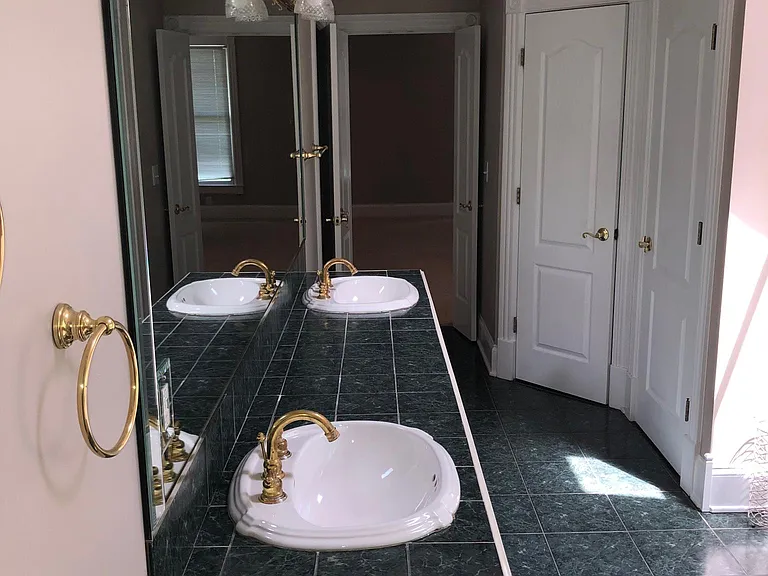 9507 Eastgate Ct — Photo 20