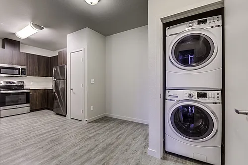Union Park Apartments Photo 1