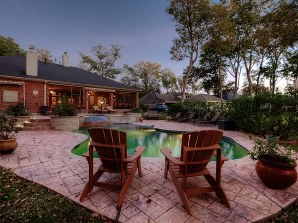 4519 Oxbow Cir E, Weston Lakes, TX 77441