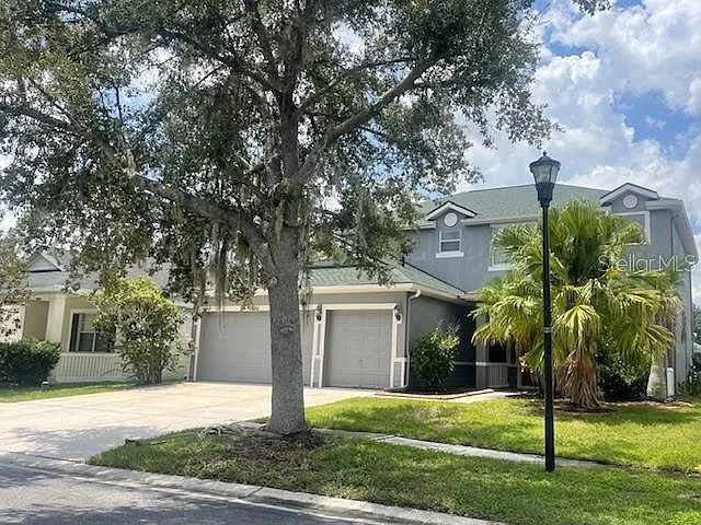 5 bed, 3.5 bath, 3600 sqft, $3,400 — Photo 1
