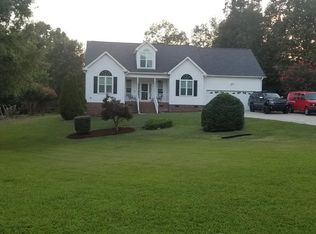 108 Foxglove Dr, Garner, NC 27529