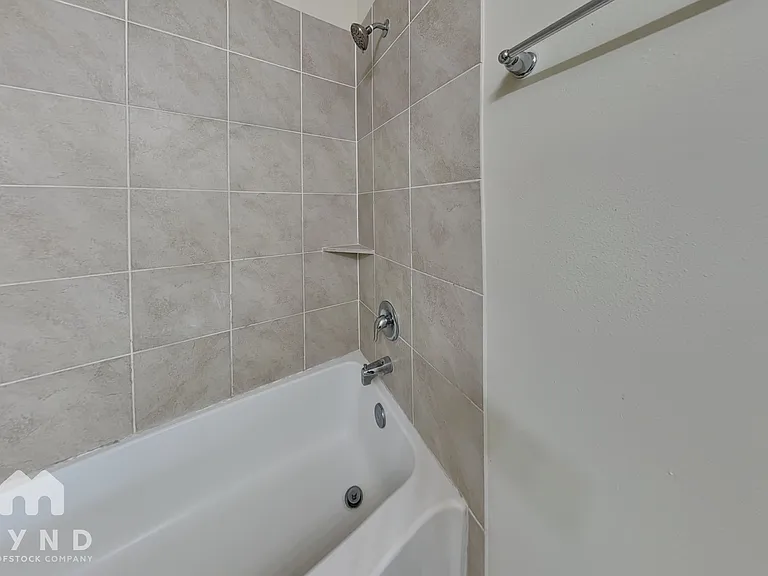 10119 Berrypatch Ln — Photo 14