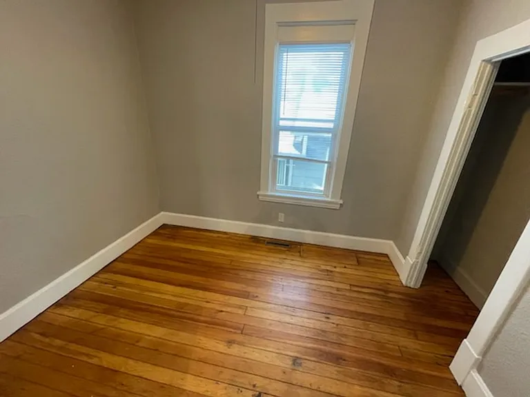 1648 Bush Avenue — Photo 11