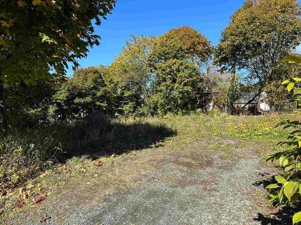 38 High St, Trenton, NS B0K 1X1
