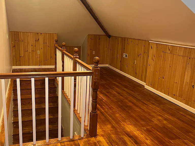 84 W Green St — Photo 24
