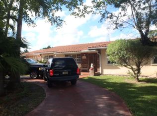 3010 SW 104th Ct, Miami, FL 33165