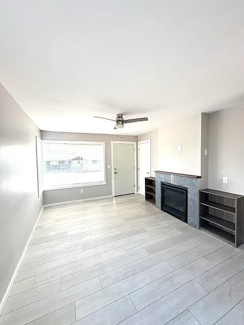 212 Lebo Boulevard - 212 — Photo 3