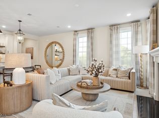 179 Jasmine Dr BUILDING 12-1215, Warren, NJ 07059