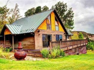 197 Aspen Springs Ranch Rd, Crowley Lake, CA 93546