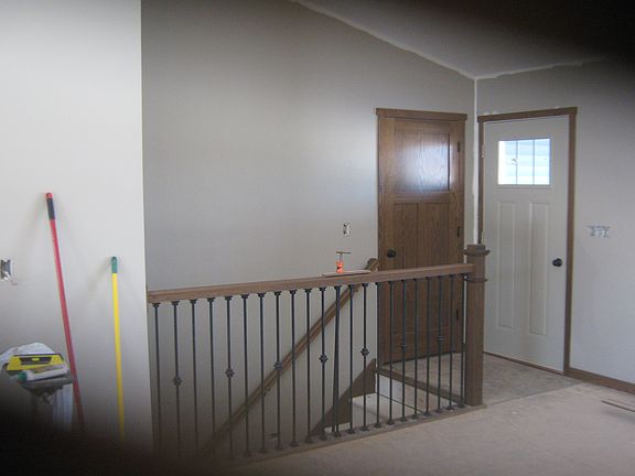 3rd image of 804 Rockwood Dr