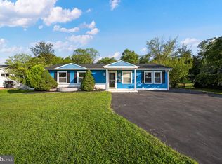 604 W Beech Rd, Sterling, VA 20164