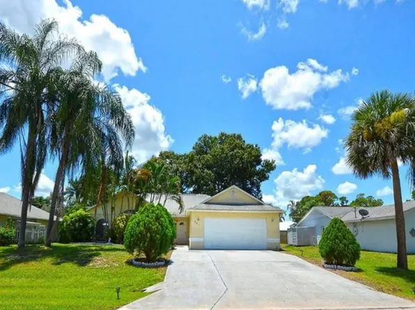 481 Mango Avenue, Sebastian, FL 32958