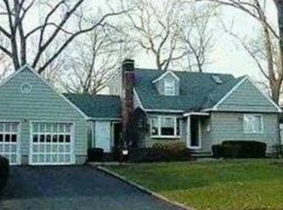 101 Grove St, Waldwick, NJ 07463