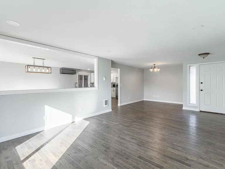 8400 NE 157th Ave — Photo 6